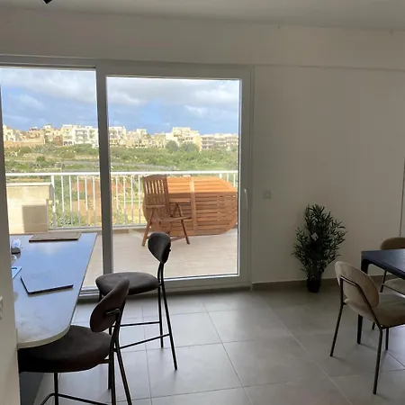 Luxury Valley Views A8 Apartment